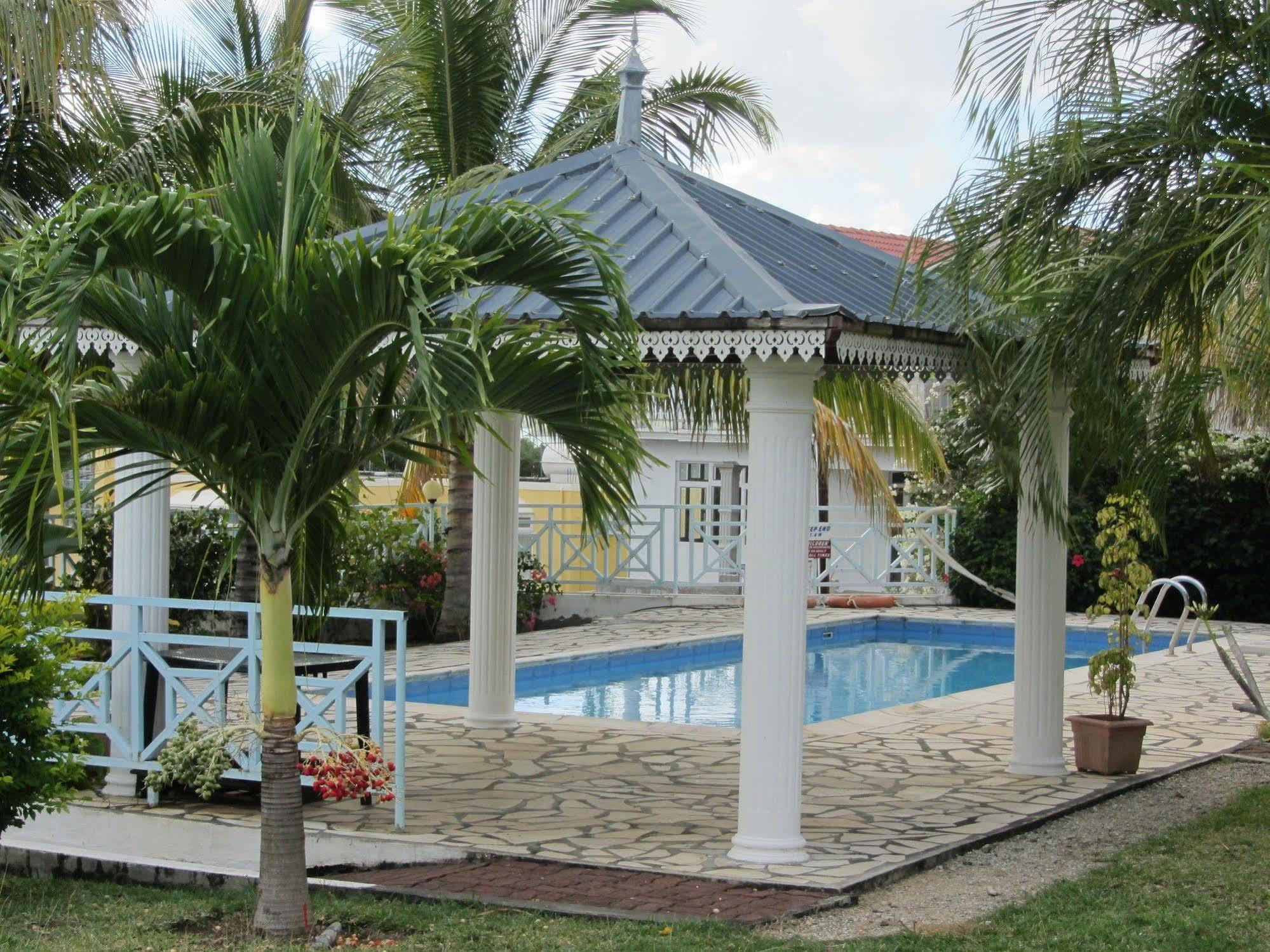 Marisa Residences La Gaulette Exterior photo